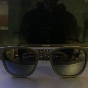 Men’s ray ban sunglasses